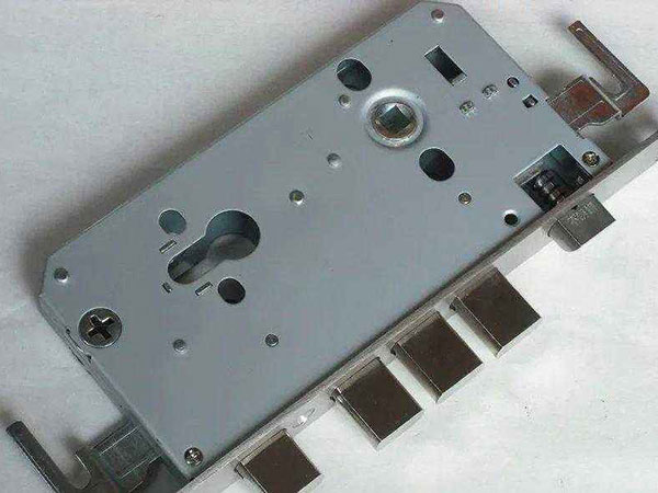 双台子24小时上门开锁公司